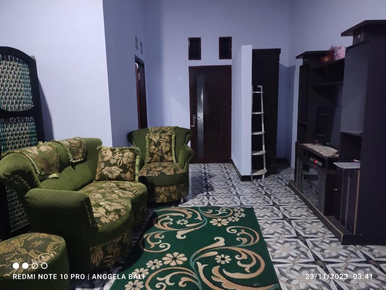 Elen Homestay By Abm Бромо Экстерьер фото